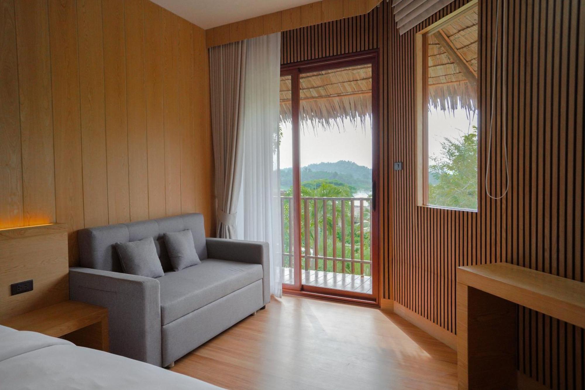 Le La Lake Resort And Spa Kaeng Kachan Exterior foto